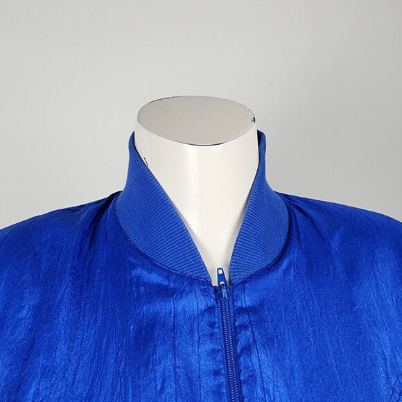 Vintage Tan Jay Blue Floral Nylon Zip Up Jacket Size XS/S - Picture 2 of 9